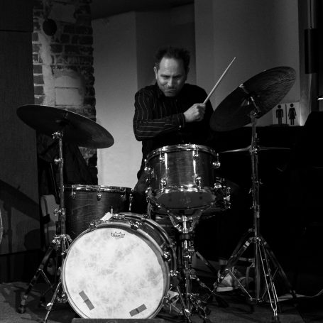 Jazz Smells, HfK Jazzclub, 25.4.2023  Klaus Fey (Saxofon), David Jehn (Bass), Wolfgang Eckholt (Schlagzeug)